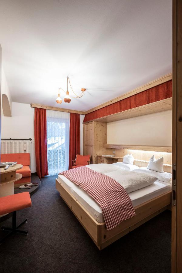 Garni Reider Hotel Sexten Eksteriør billede